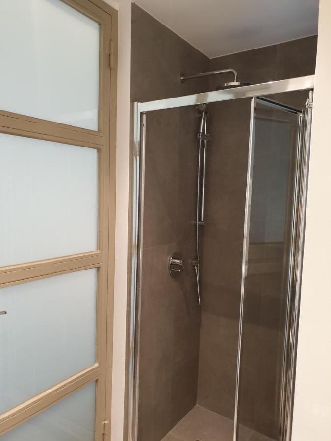 Renovated Studio With Roof Garden Access, 15 M Walk To Acropolis Lejlighed Athen Eksteriør billede
